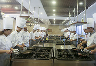 �Ͼ�������ѵѧУ